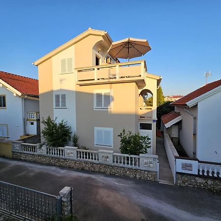 Apartmani Juric Vir Exterior foto
